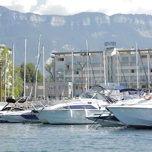 & Marina D'adelphia France