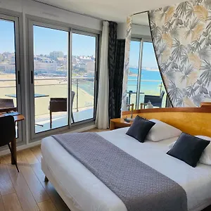 Le Crystal Dinard