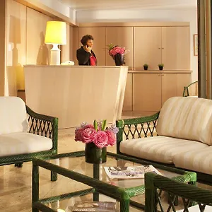 Au Pacific Hotel Paris